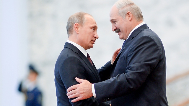 FAZ: «Делец» Лукашенко умело лавирует между Россией и Западом