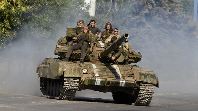 Quartz: Прежде чем вооружать Украину, ее нужно научить воевать