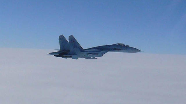 Российский Су-27 отпугнул американцев от разведки над Балтийским морем