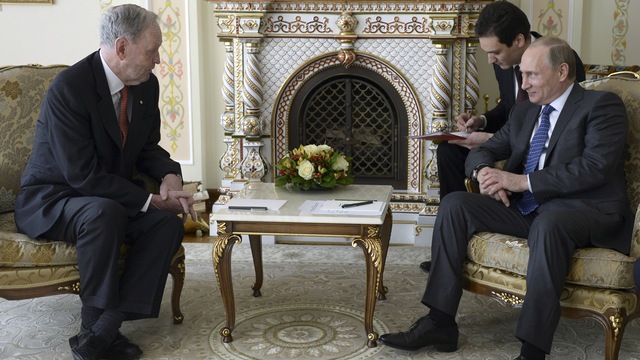 CBC: Встреча экс-премьера Канады с Путиным наделала шуму в Оттаве