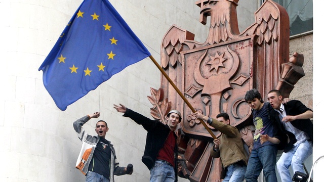 New York Times: Европейская реальность толкает Молдавию в объятия России 