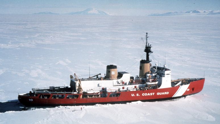 NBC: из-за нехватки ледоколов США уступают России контроль над Арктикой