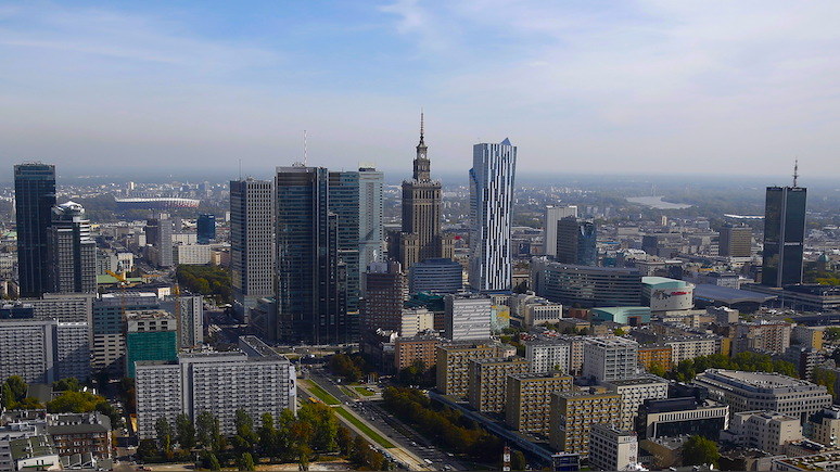 GW: Виновник «авианалета» на центр Варшавы отделался выдворением из страны