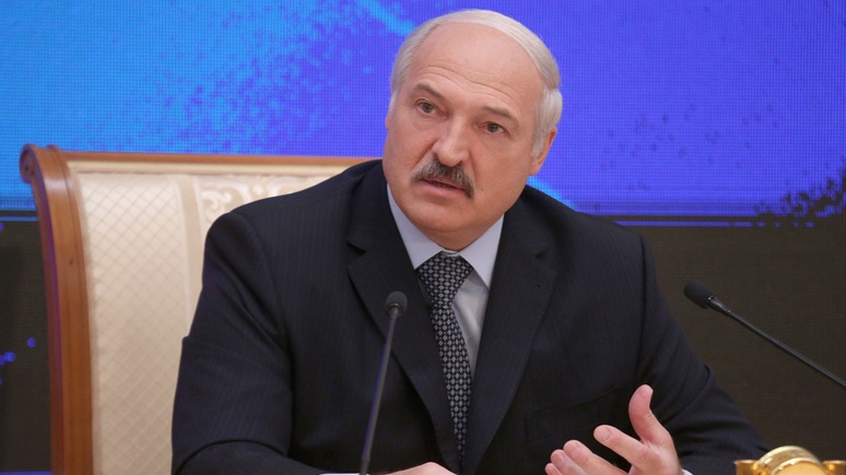 NZZ: Лукашенко стремится не к конфликту с Москвой, а к «белорусскому нейтралитету»