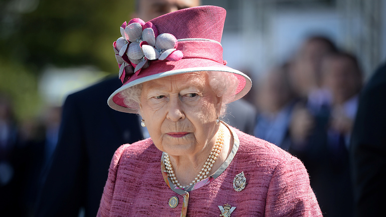 Королева Великобритании поздравила Ильхама Алиева