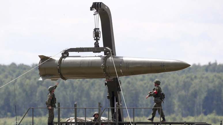 Deutschlandfunk: ответом на российские ракеты должна стать сплочённость НАТО
