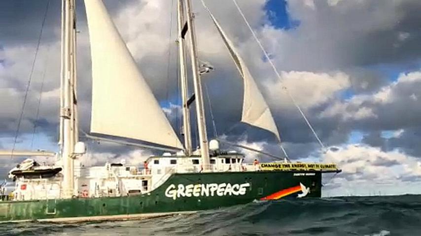 Euronews:   Greenpeace        